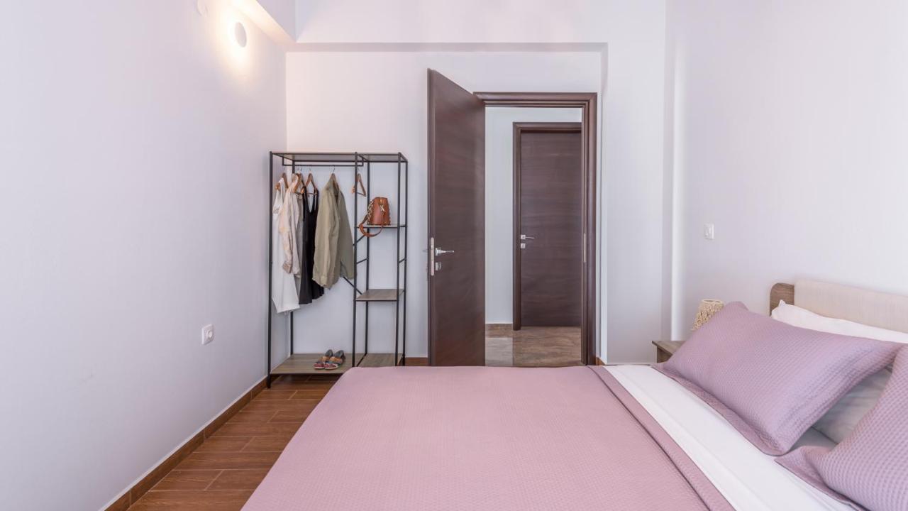 Ellania Milos Vakantiehuis Adamantas (Milos)